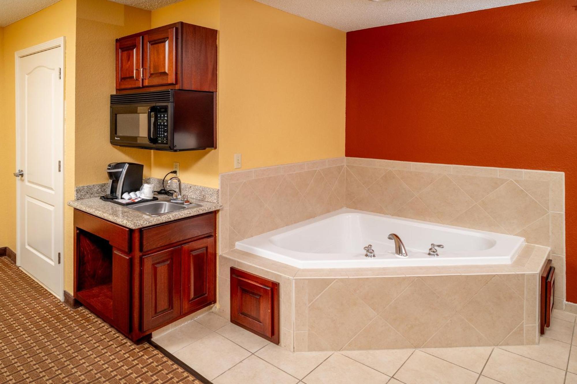 Holiday Inn Express And Suites Hazard By Ihg Extérieur photo