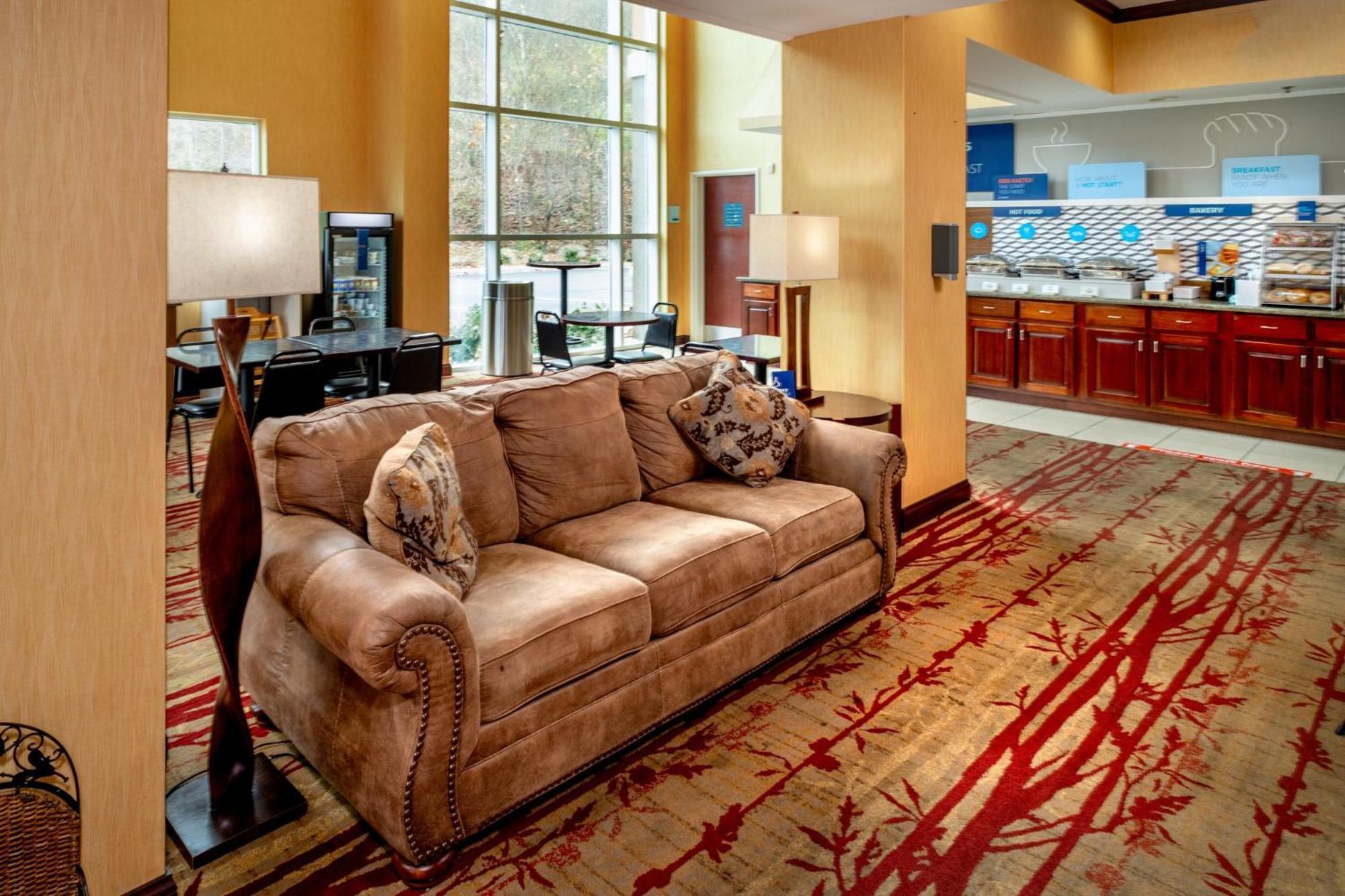 Holiday Inn Express And Suites Hazard By Ihg Extérieur photo